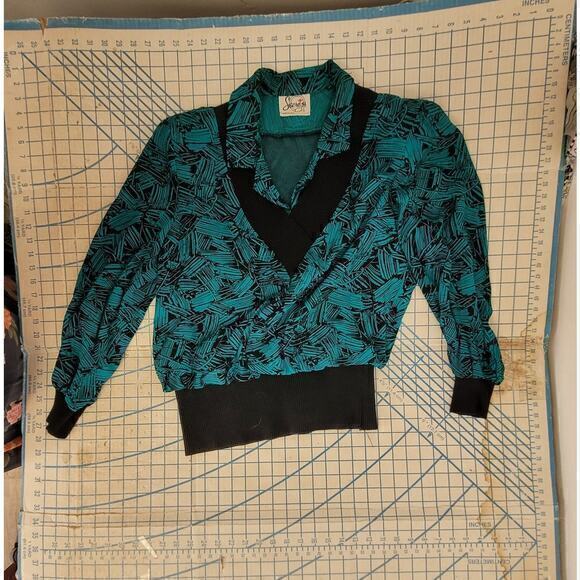 Secrets Vintage Geometric  V-neck Sweatshirt Shirt Pleated‎ Maxi 2 Piece Outfit - Picture 6 of 16